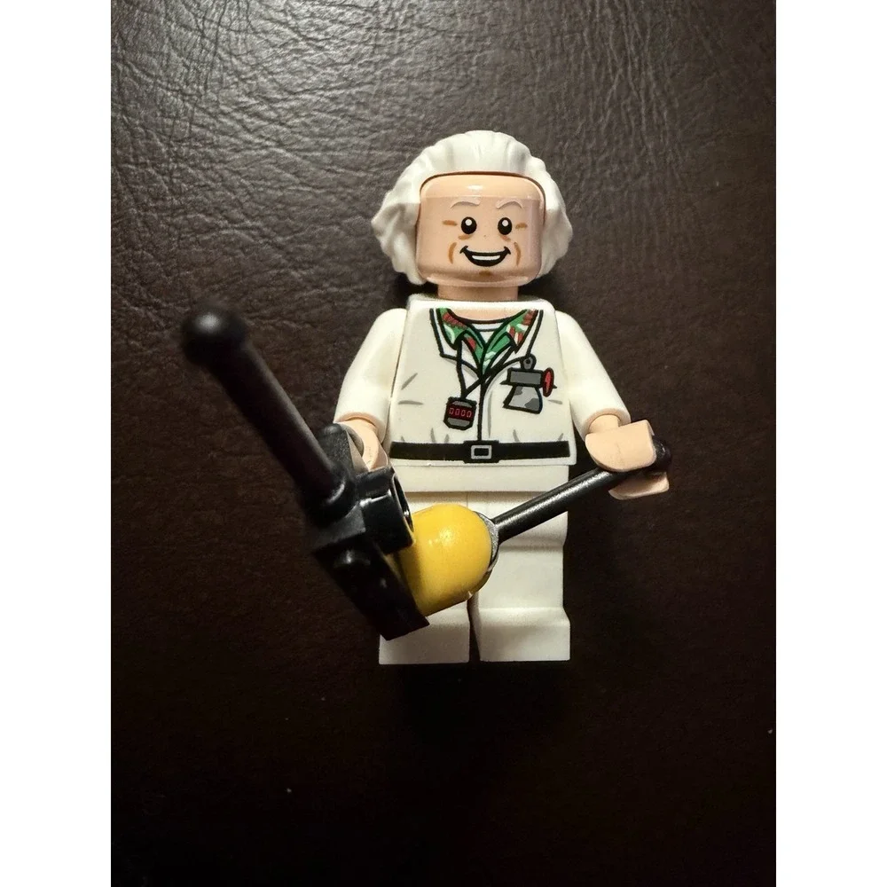LEGO Dimensions Back to the Future Doc Brown With Hazmat Suit 71230 Mini-Fig